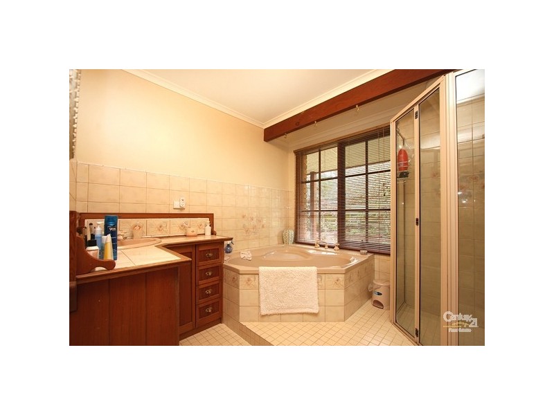 35 Whitneys Road, Somerville VIC 3912