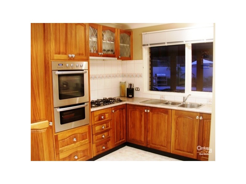 1 David Close, Somerville VIC 3912