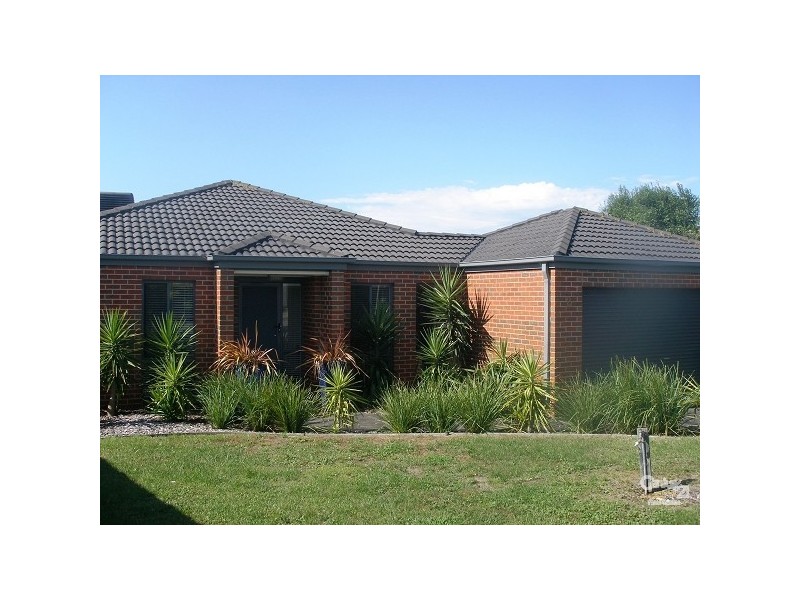 2 Dora Court, Somerville VIC 3912