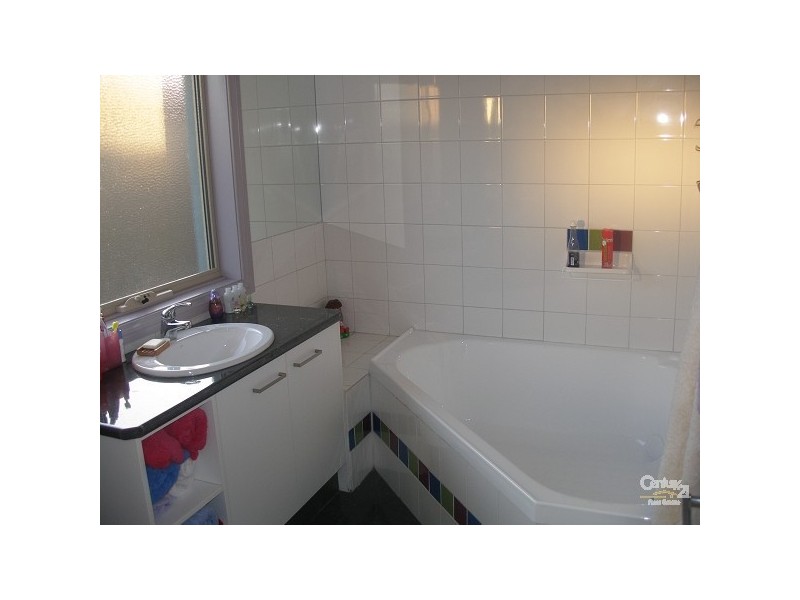 17 Melaleuca Drive, Hastings VIC 3915