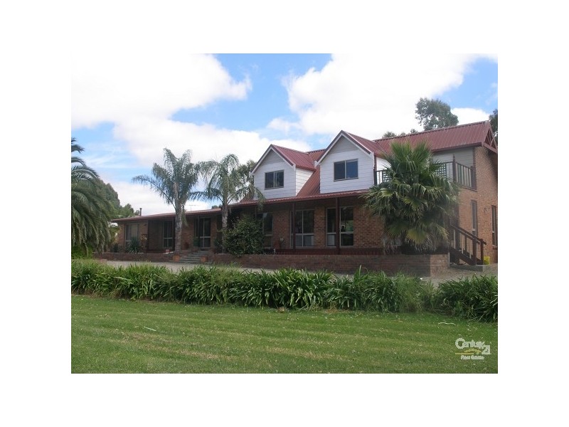 4 Gerards Way, Tyabb VIC 3913