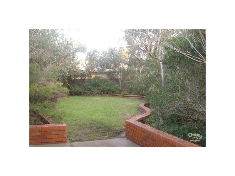 109 Eramosa Road East, Somerville VIC 3912