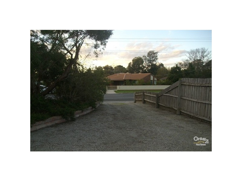 109 Eramosa Road East, Somerville VIC 3912