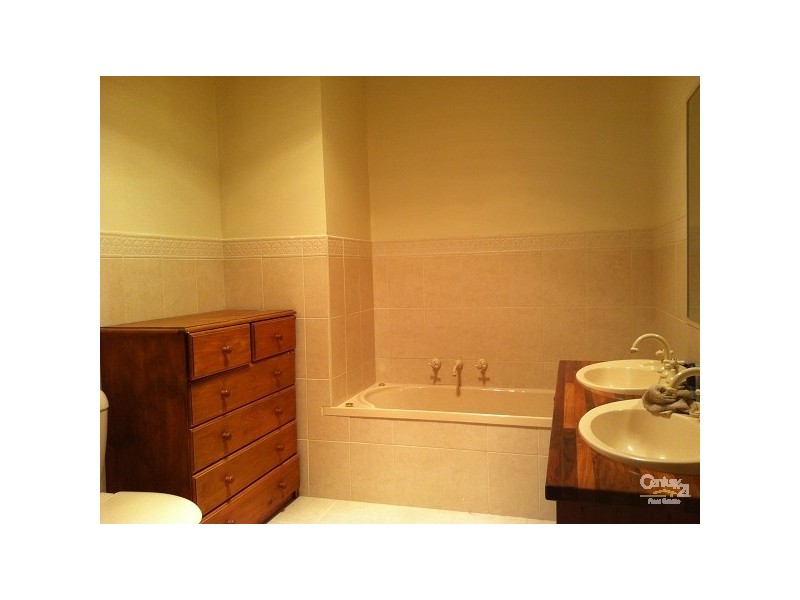 1 Gardenia Court, Somerville VIC 3912