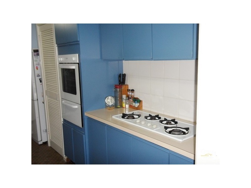 9 Deanswood Drive, Somerville VIC 3912