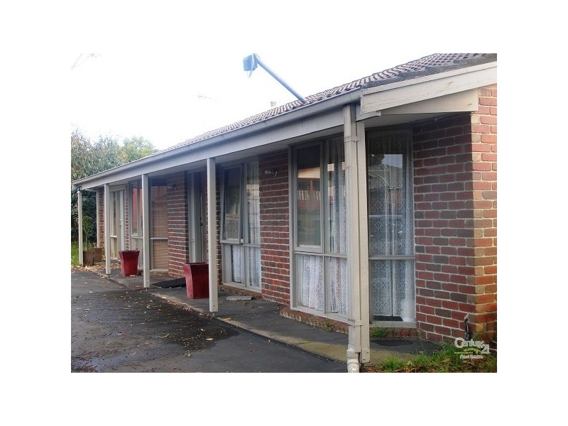 8 Lady Beverley Circuit, Somerville VIC 3912
