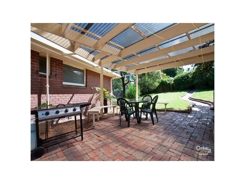 11 Cedar Street, Langwarrin VIC 3910