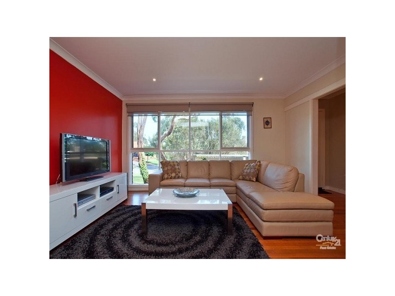 11 Cedar Street, Langwarrin VIC 3910