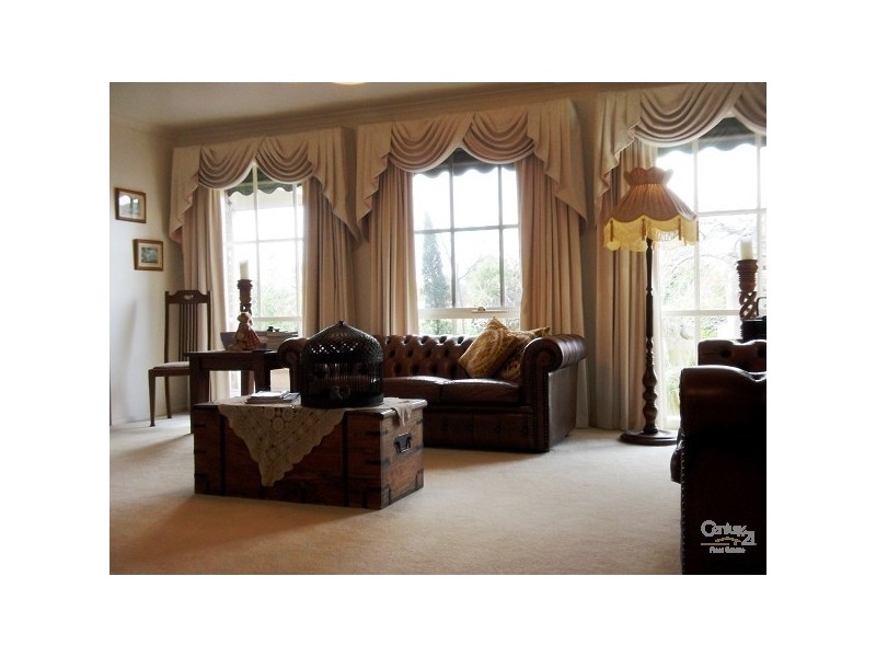 1 Willowdene Close, Somerville VIC 3912