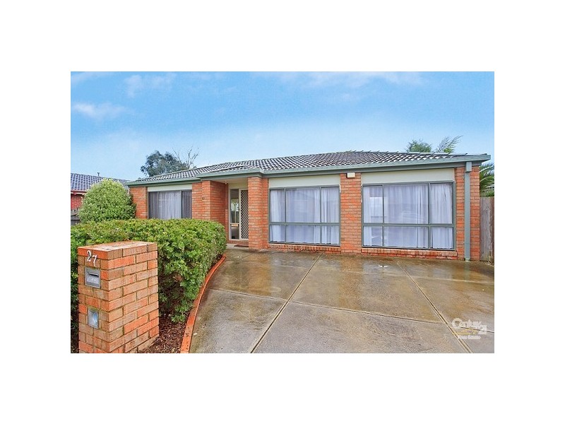 27 Kinlora Drive, Somerville VIC 3912