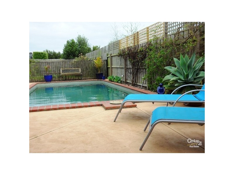 7 Ronald Court, Somerville VIC 3912