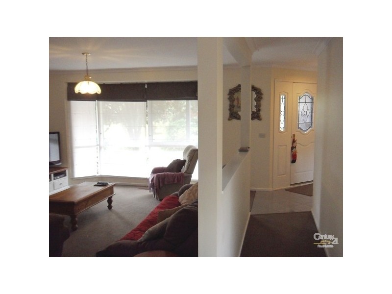 1 Cherry Close, Somerville VIC 3912