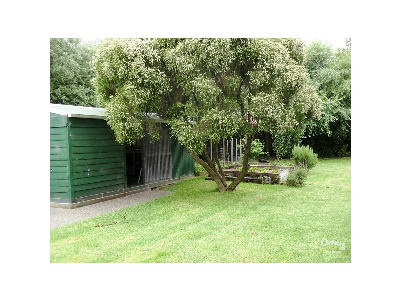 1 Cherry Close, Somerville VIC 3912