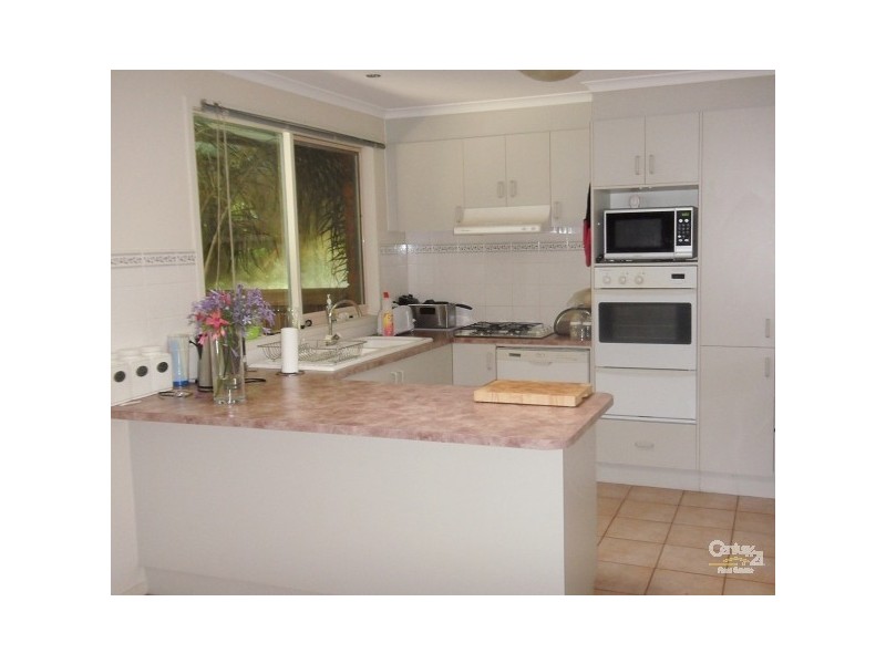 2 Craig Ave, Tyabb VIC 3913