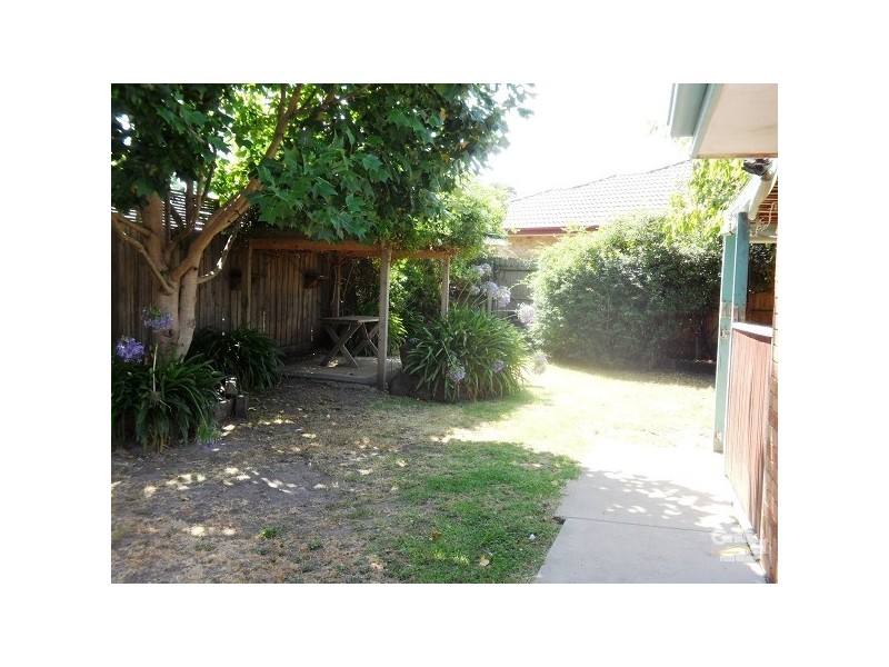 2 Craig Ave, Tyabb VIC 3913