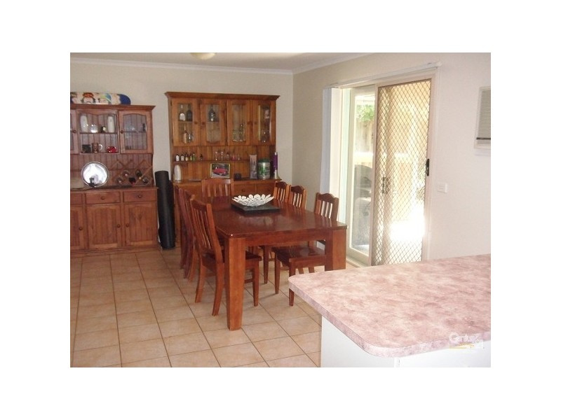 2 Craig Ave, Tyabb VIC 3913