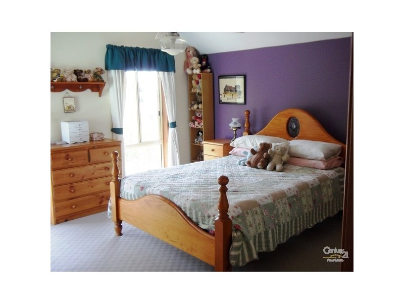 70 Graf Road, Somerville VIC 3912