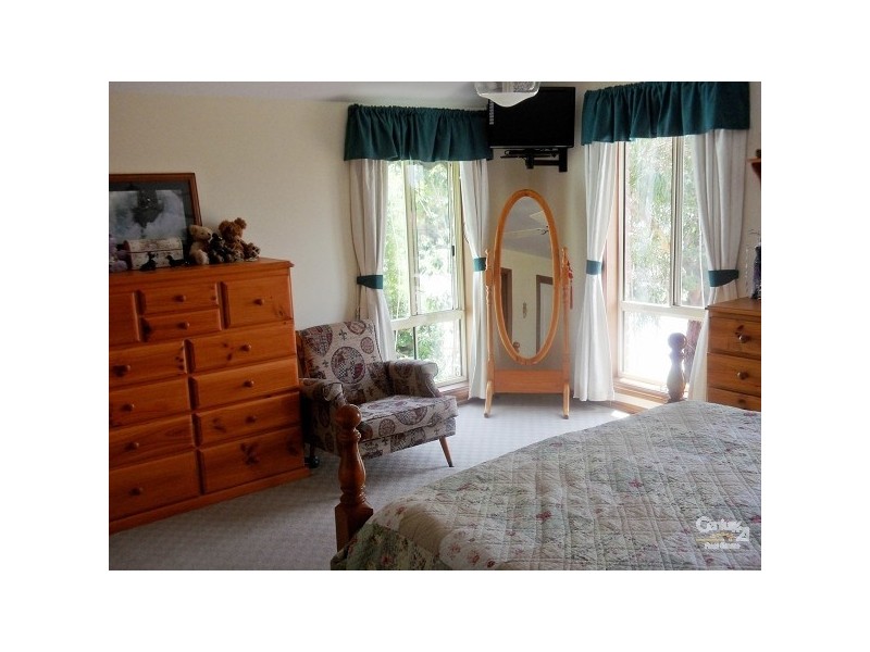 70 Graf Road, Somerville VIC 3912