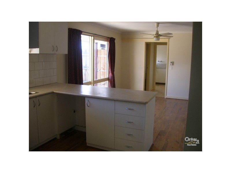 37 Deanswood Dve, Somerville VIC 3912