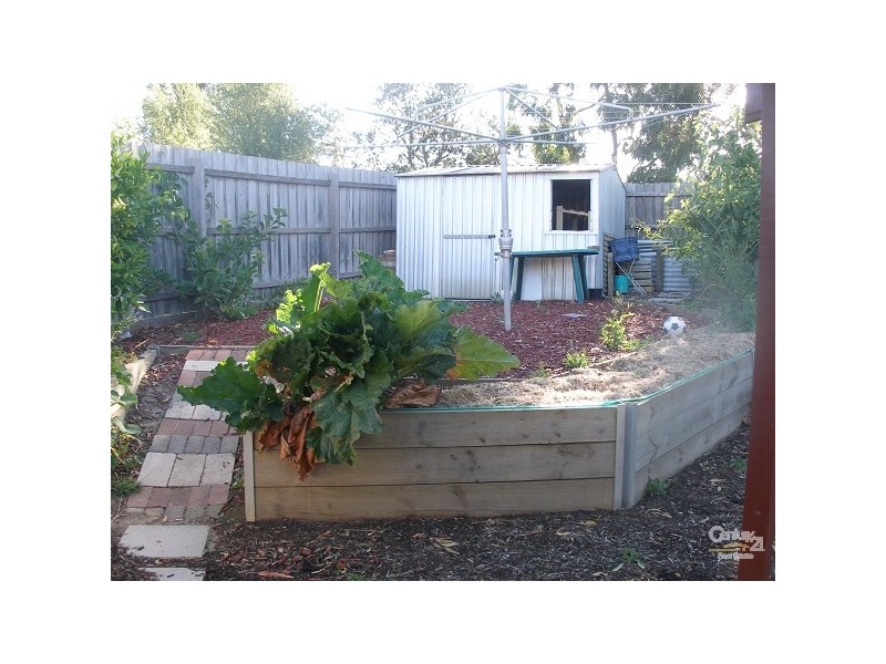 37 Deanswood Dve, Somerville VIC 3912