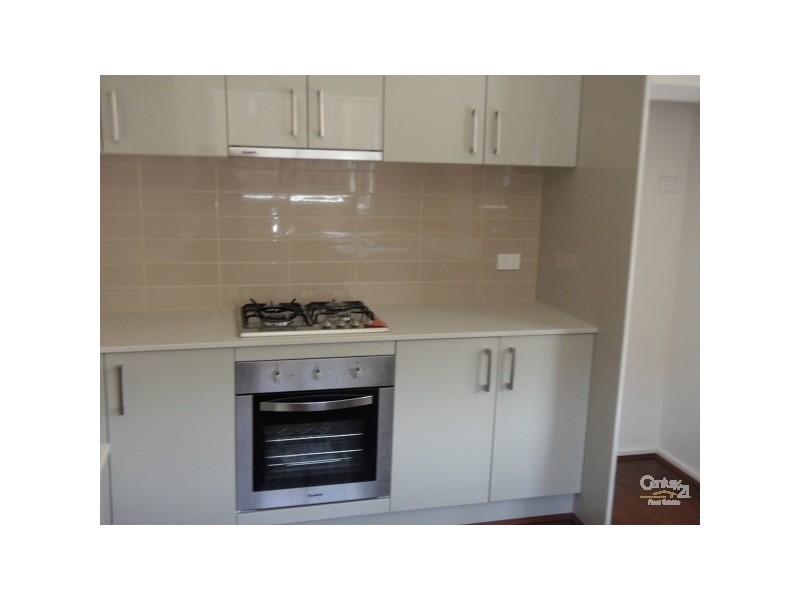 8/5 Serra Close, Langwarrin VIC 3910