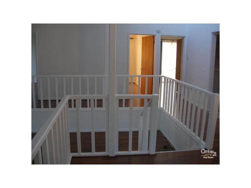 7 Gibson Ave, Tyabb VIC 3913