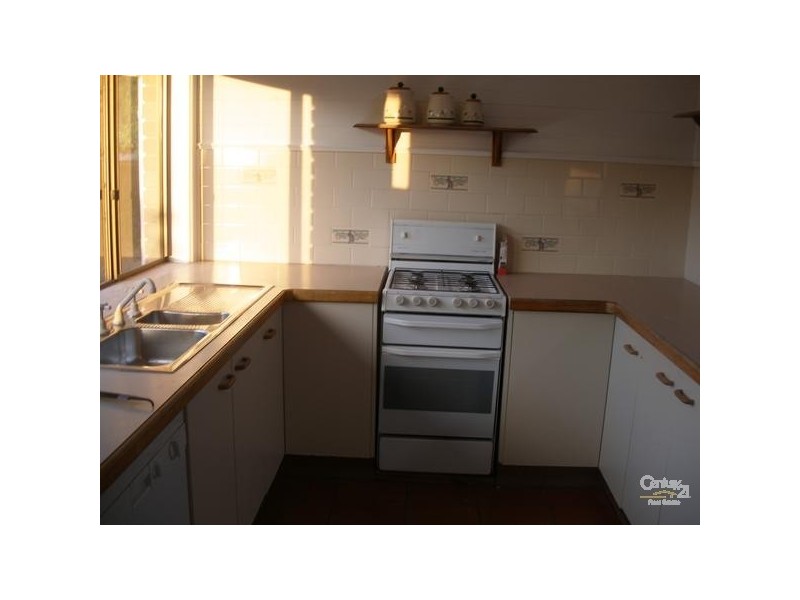 7 Gibson Ave, Tyabb VIC 3913