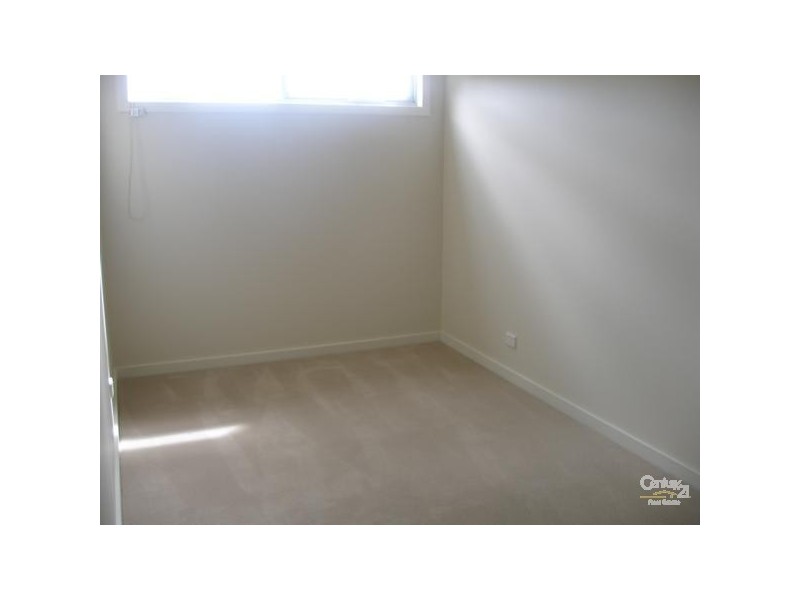 4/6 Grant Road, Somerville VIC 3912