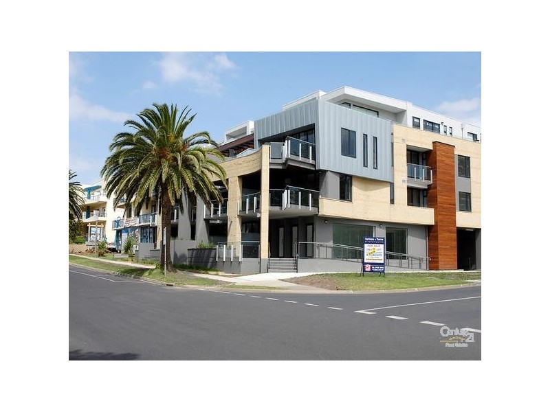1/4 Esplanade, Cowes VIC 3922