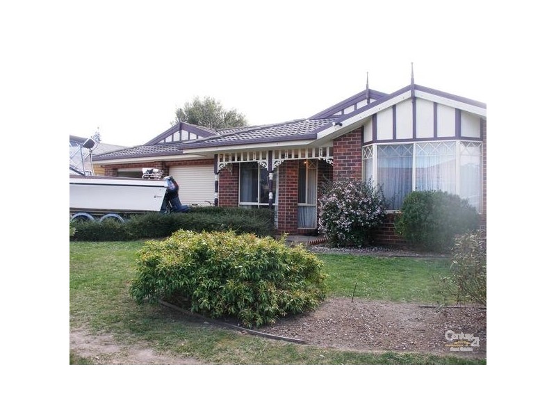 22 Michael Way, Somerville VIC 3912