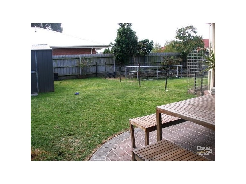 22 Michael Way, Somerville VIC 3912