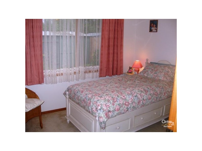 12 Woodside Close, Somerville VIC 3912