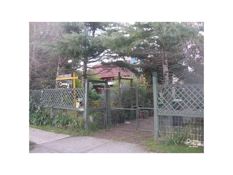 3 Colin Ave, Frankston VIC 3199