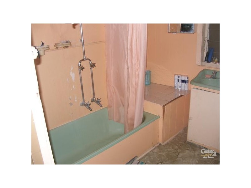 3 Colin Ave, Frankston VIC 3199