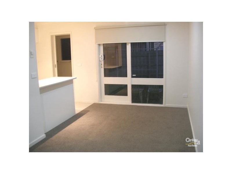 1/5 Grant Road, Somerville VIC 3912