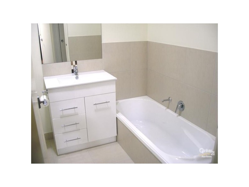 2/5 Grant Road, Somerville VIC 3912