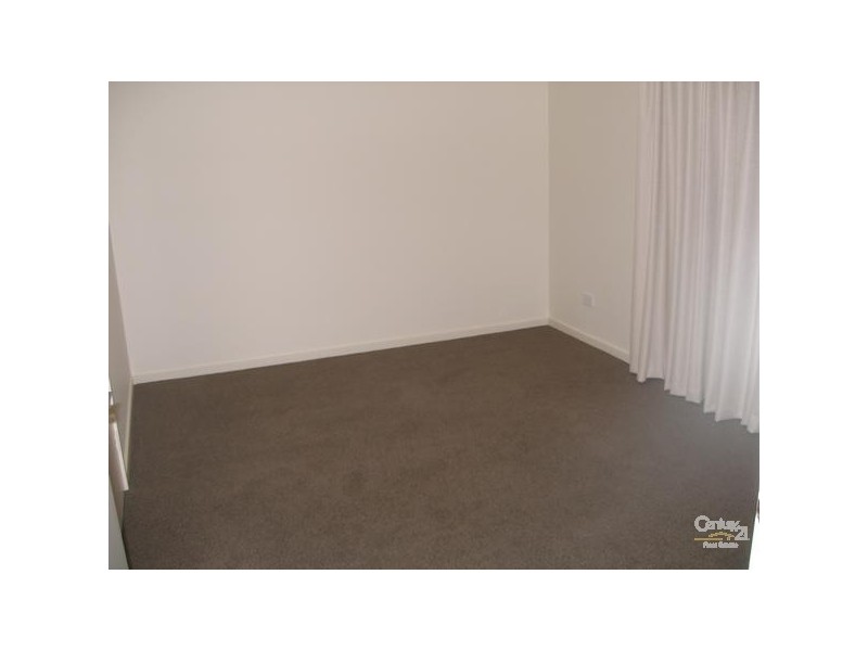 2/5 Grant Road, Somerville VIC 3912