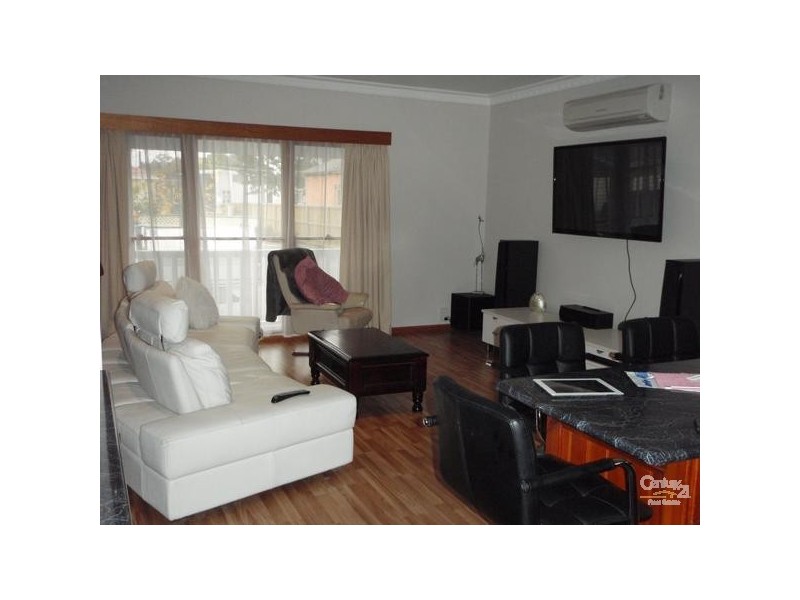 32B Eramosa Rd, Somerville VIC 3912