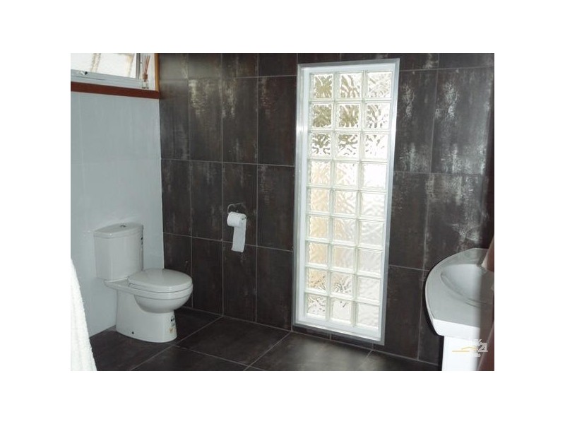 32B Eramosa Rd, Somerville VIC 3912