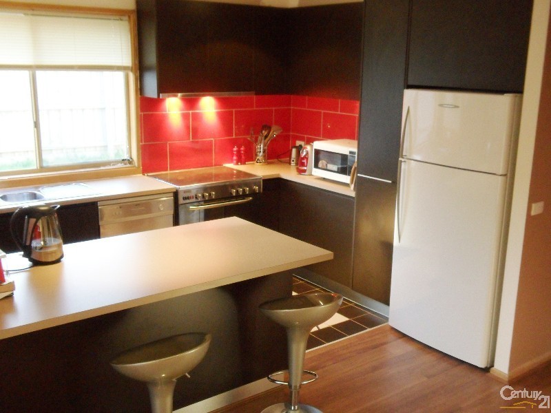 10 Stanley Street, Somerville VIC 3912