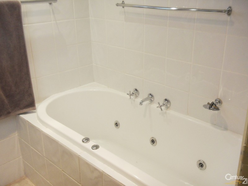 10 Stanley Street, Somerville VIC 3912