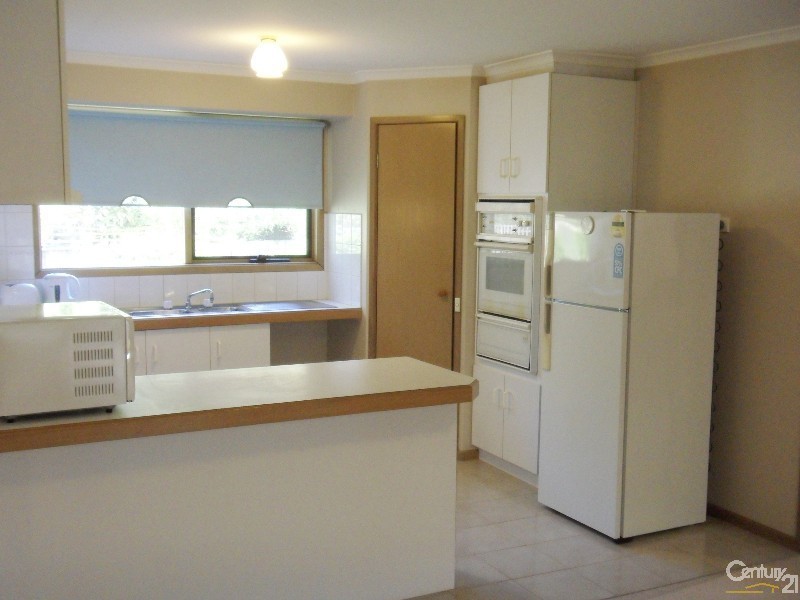 5 Wyldwood Close, Somerville VIC 3912