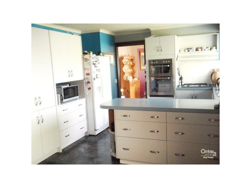 2 The Green, Somerville VIC 3912