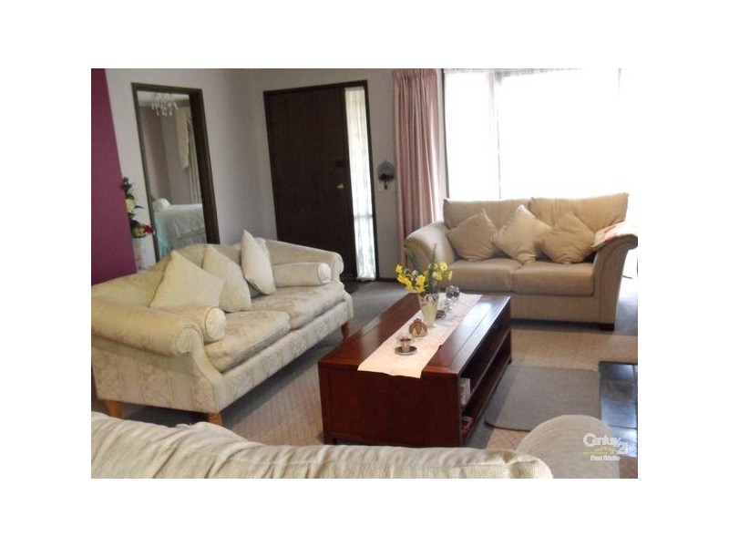 2 The Green, Somerville VIC 3912