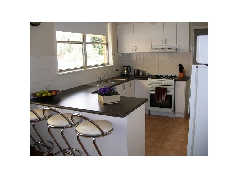 6 Juniper Court, Frankston North VIC 3200