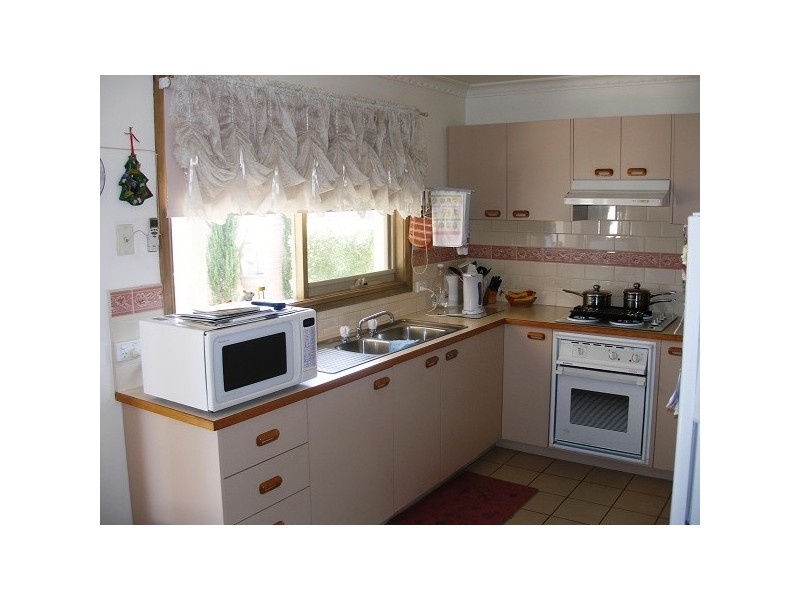 36 Clairmont Close, Somerville VIC 3912