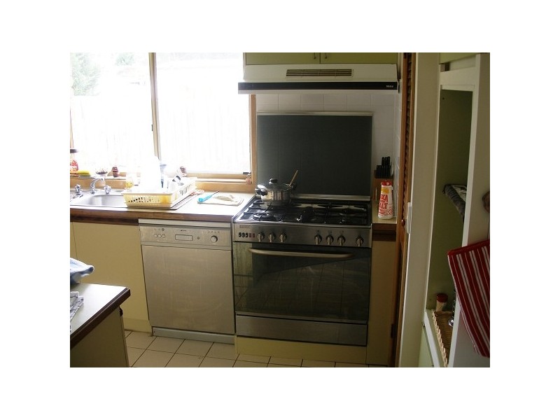 10 Stanley Street, Somerville VIC 3912