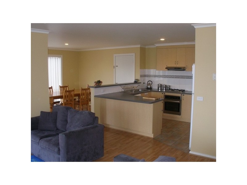 8 Arleon Court, Somerville VIC 3912