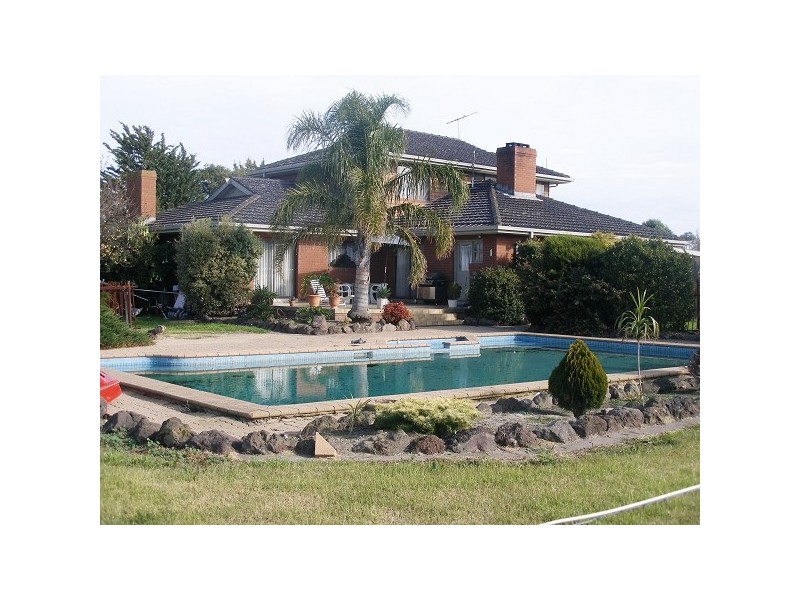 182 Eramosa Road East, Somerville VIC 3912