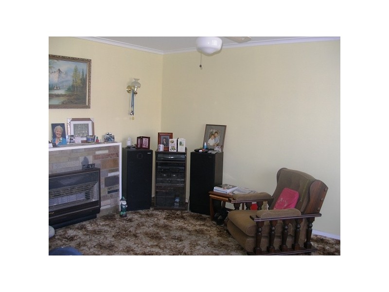 61 Rosemary Crescent, Frankston North VIC 3200